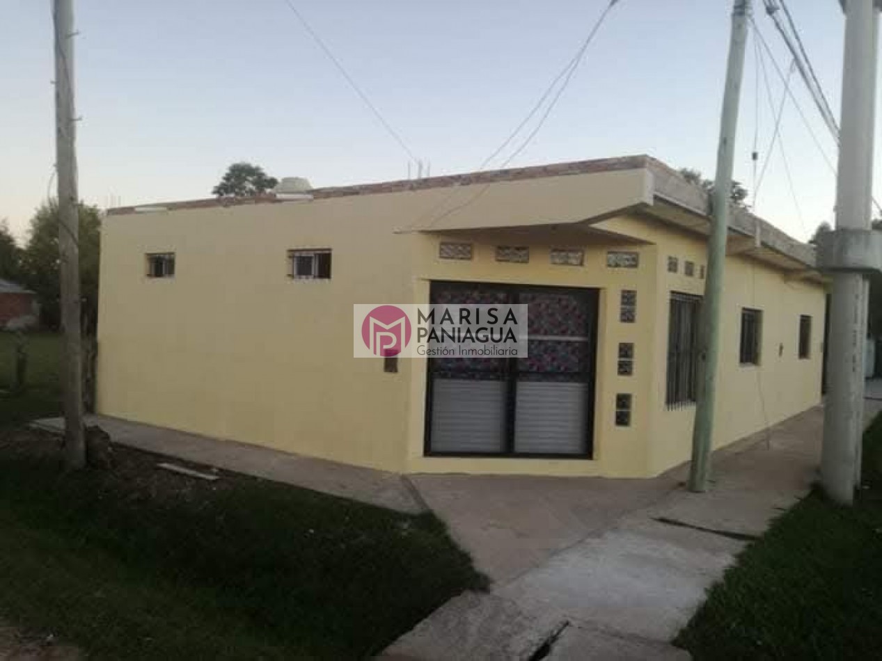 VENTA de LOCAL + DOS DEPARTAMENTOS