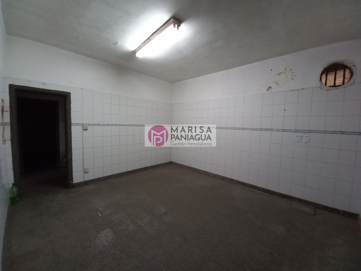 VENTA DE LOCAL Y VIVIENDA