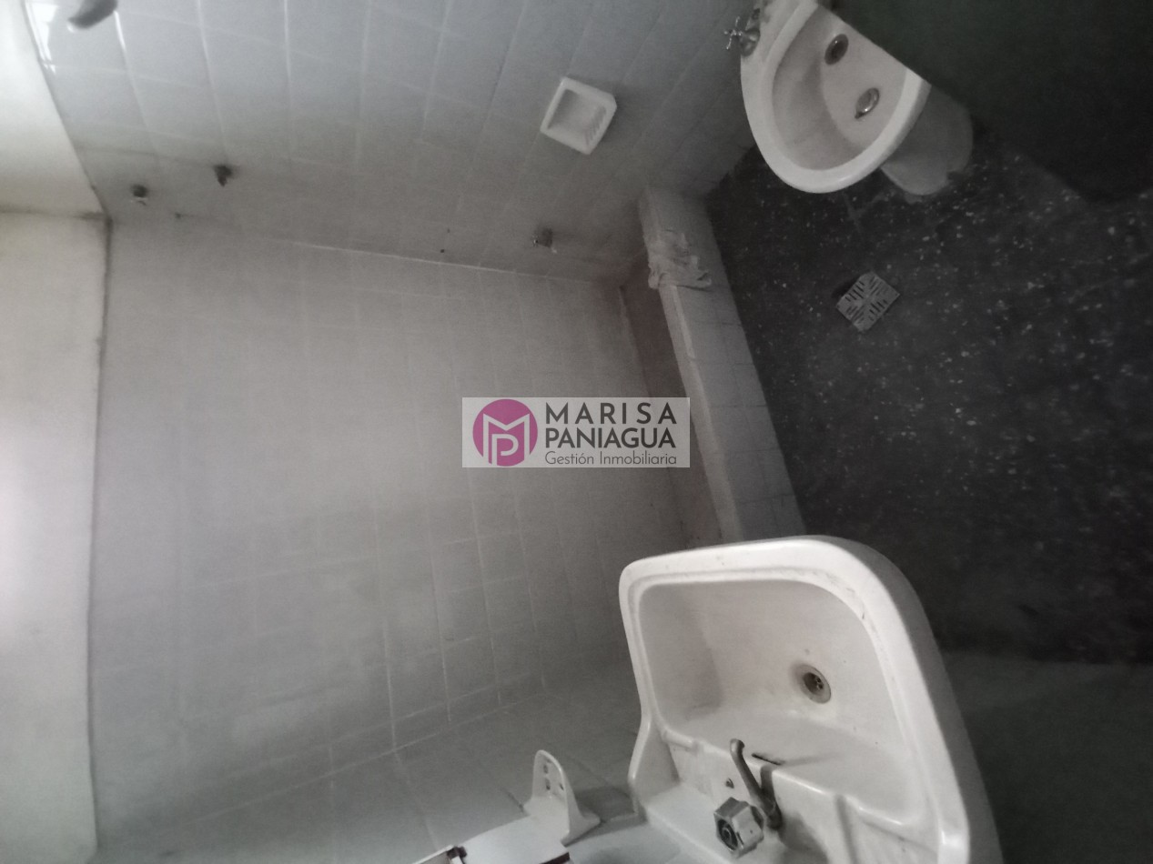 VENTA DE LOCAL Y VIVIENDA